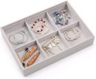 Organizator elegant pentru sertar, cu 6 compartimente, din catifea, pentru bijuterii.